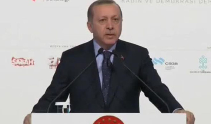 Erdogan amenaza a la UE con abrir las fronteras de Turquía y anuncia que restablecerá la pena de muerte 402?
