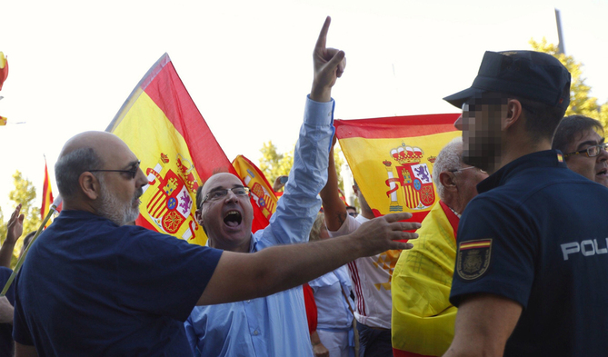 Asamblea24S - Admitida una demanda contra Echenique y Garzón por llamar "nazis" a unos manifestantes en Zaragoza 393?